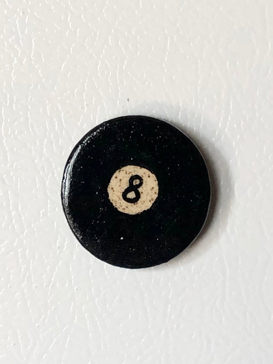 8 Ball Magnet